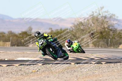 media/Dec-06-2025-CVMA (Sat) [[4a896cc04c]]/Race 8- Formula 40 MW and LW/